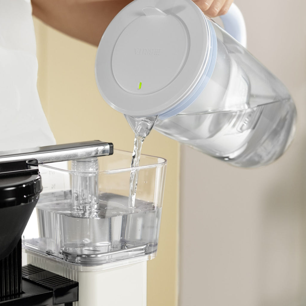 Brita Glass Jug Light blue