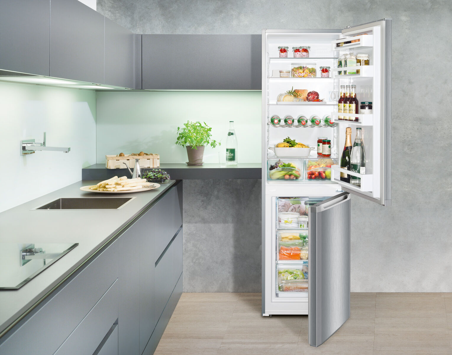 Liebherr CUele 3331-26 001 Fridge-freezer Stainless steel look
