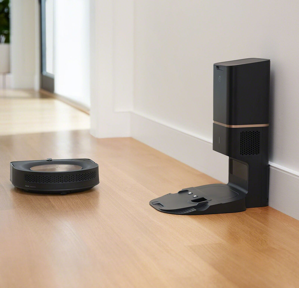 iRobot Roomba s Clean Base Black