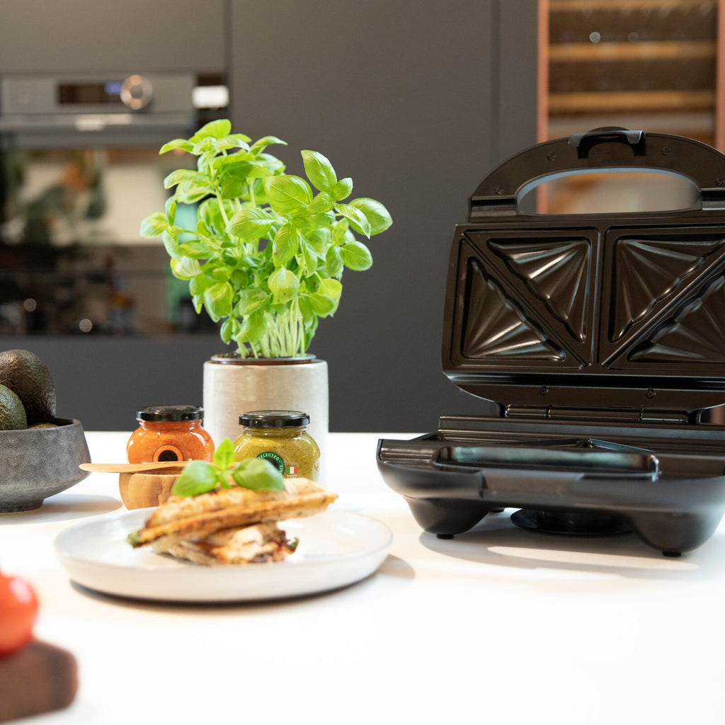 Witt Premium Sandwich Maker Grill and sandwich maker Black