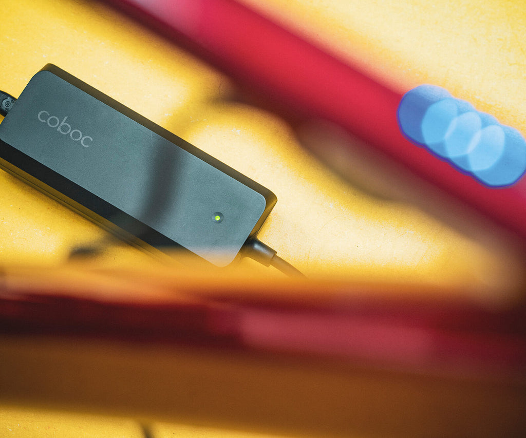 Coboc Charger ST 4A  Black
