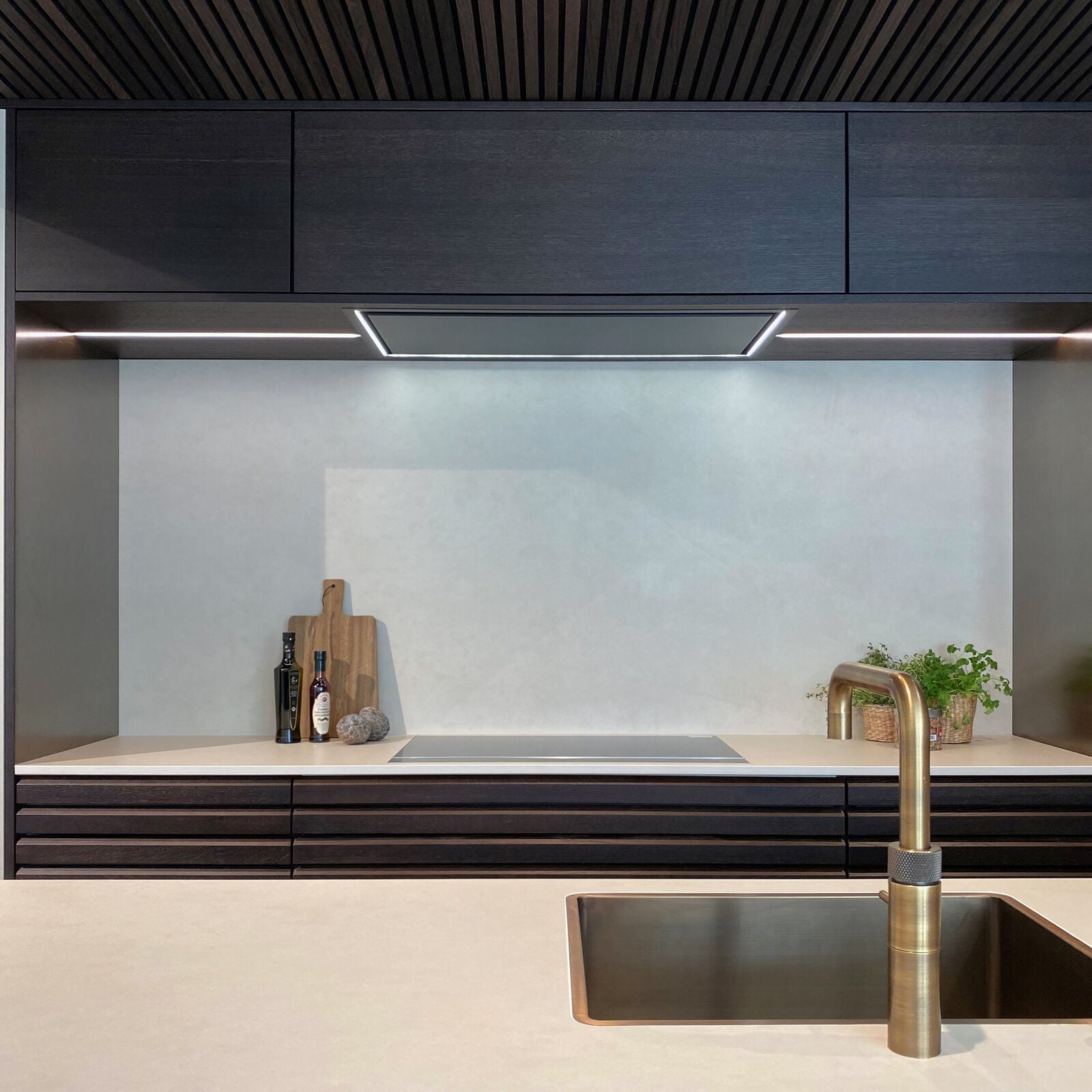 Witt Sparkle 101 B2  Ceiling hood Black