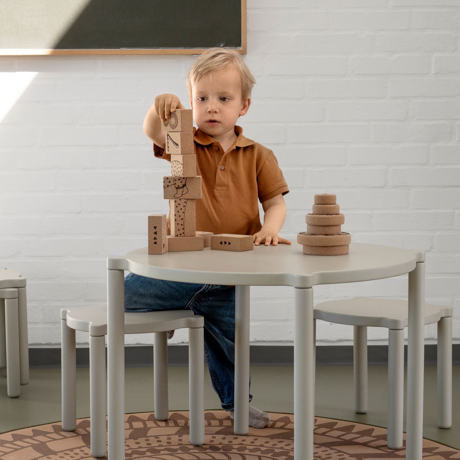 by KlipKlap Stacking Table Sand