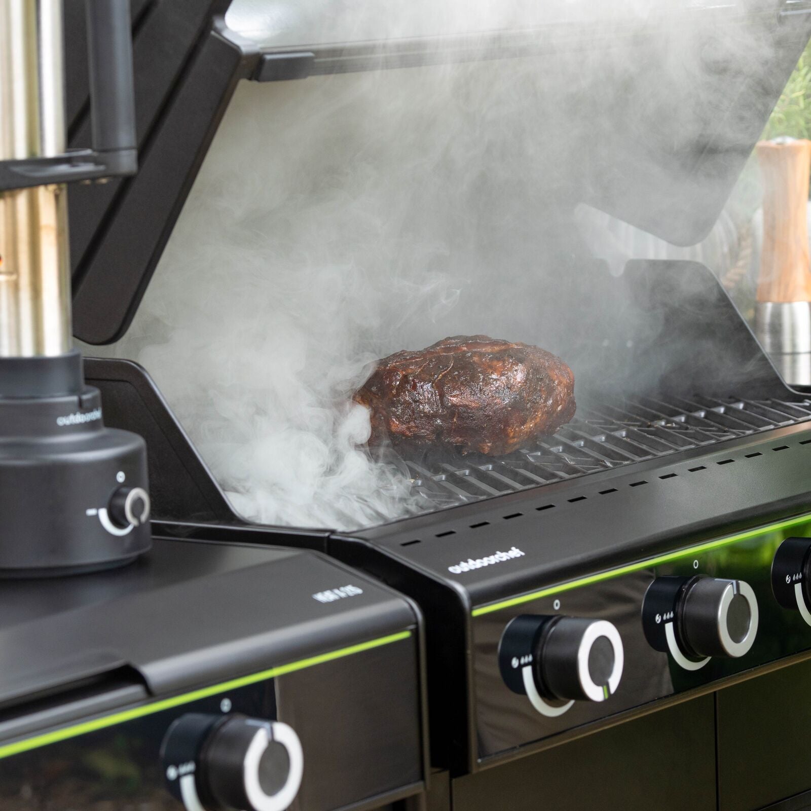 Outdoorchef Kitchen heat X-415/245 30MB HPL BBQ Module Black