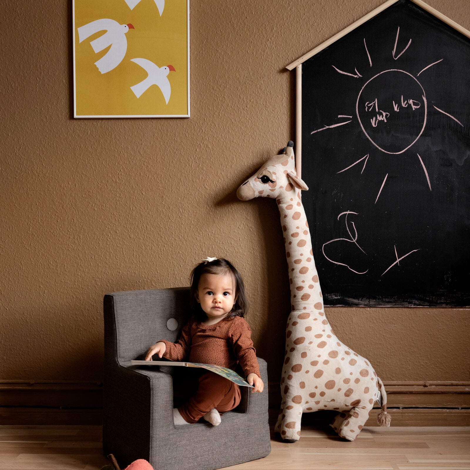 by KlipKlap Kids Stol Brown