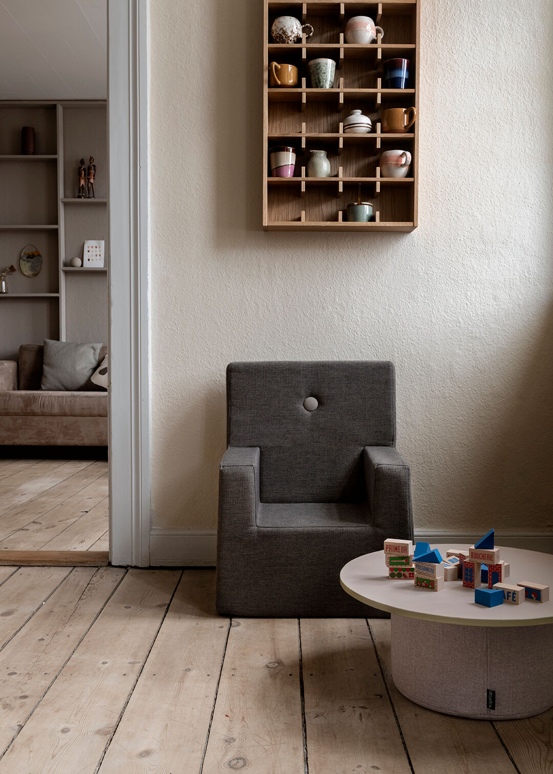by KlipKlap Kids Chair XL Brown