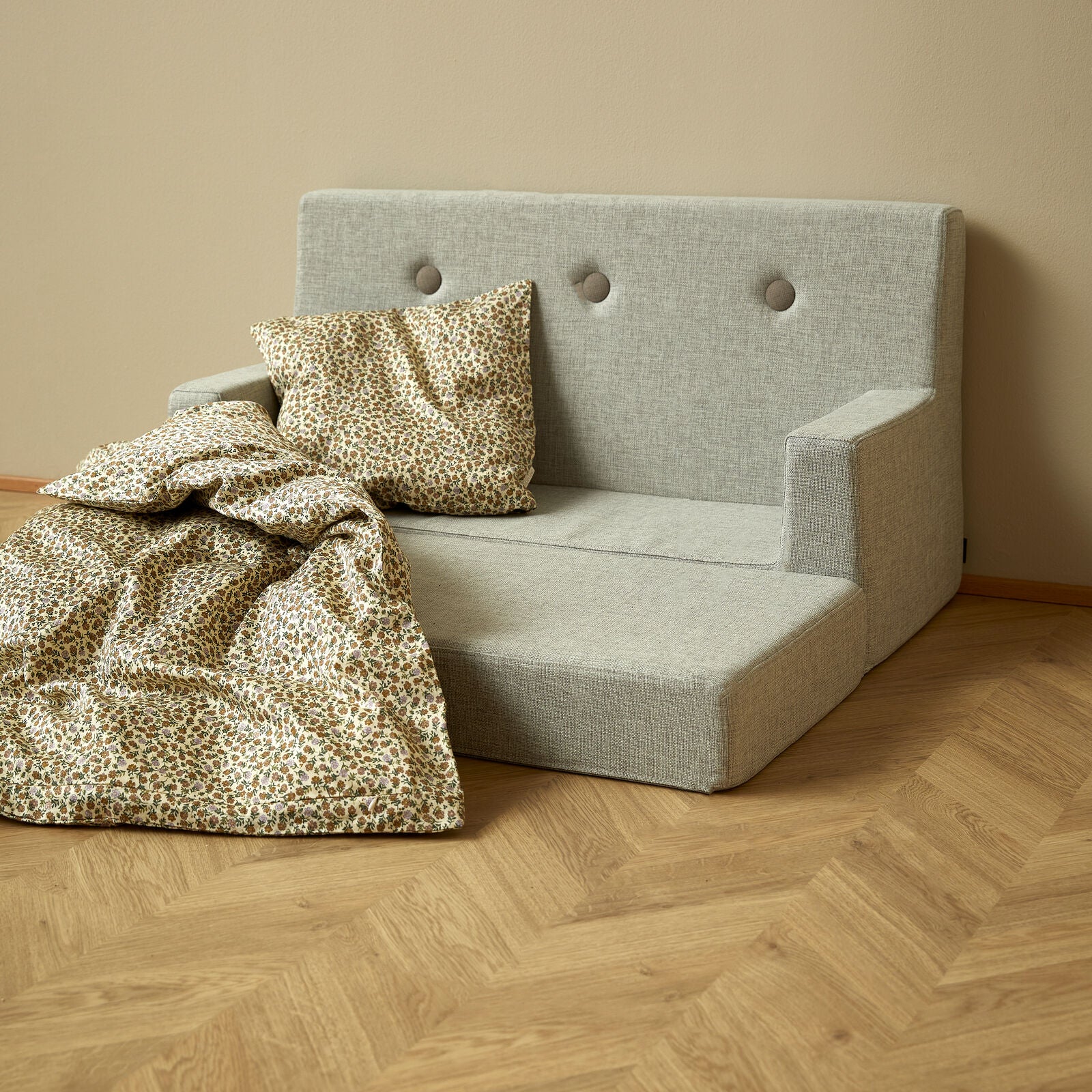 by KlipKlap Kinder Sofa Beige