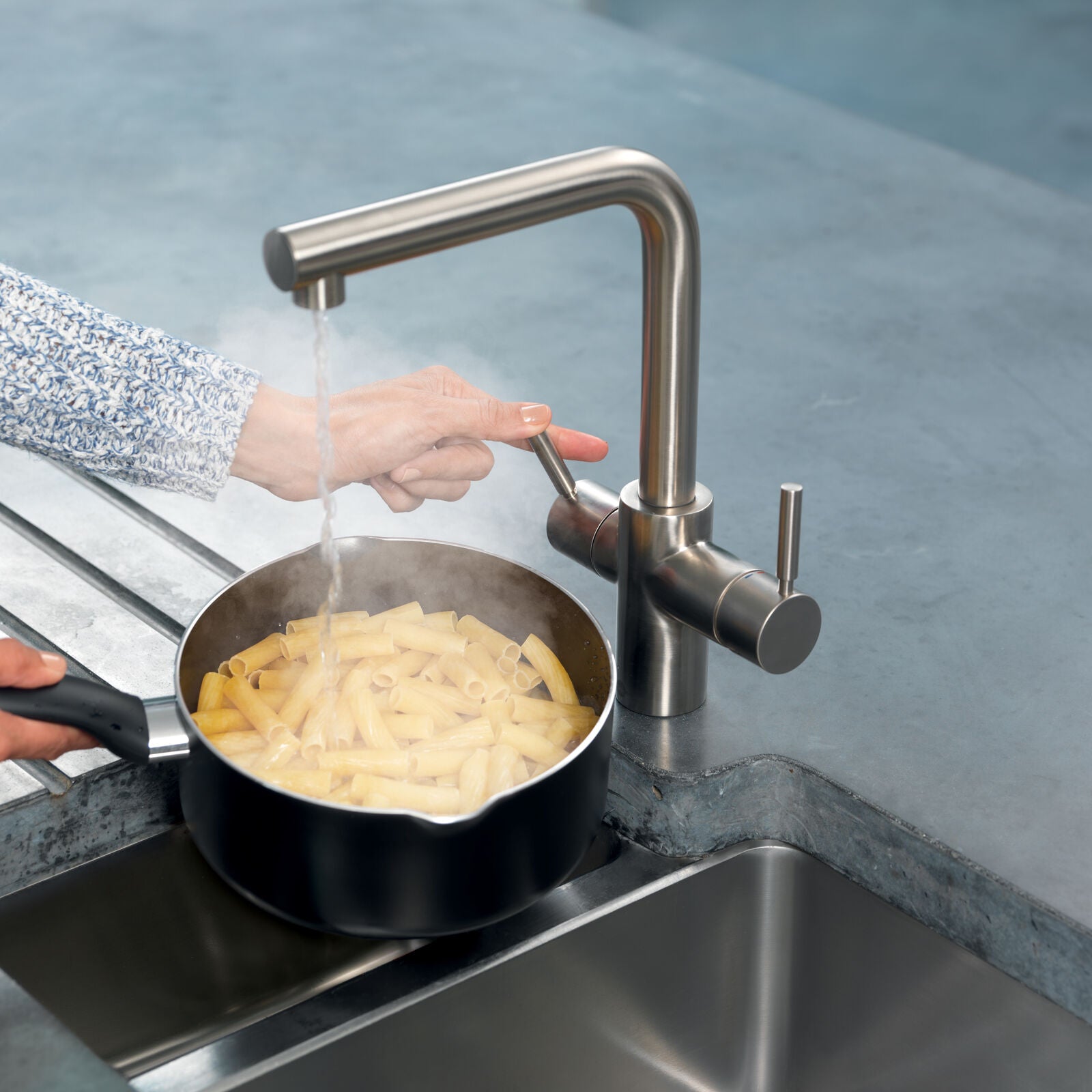 Insinkerator 3N1 Tap - L Shape Tap Brushed steel