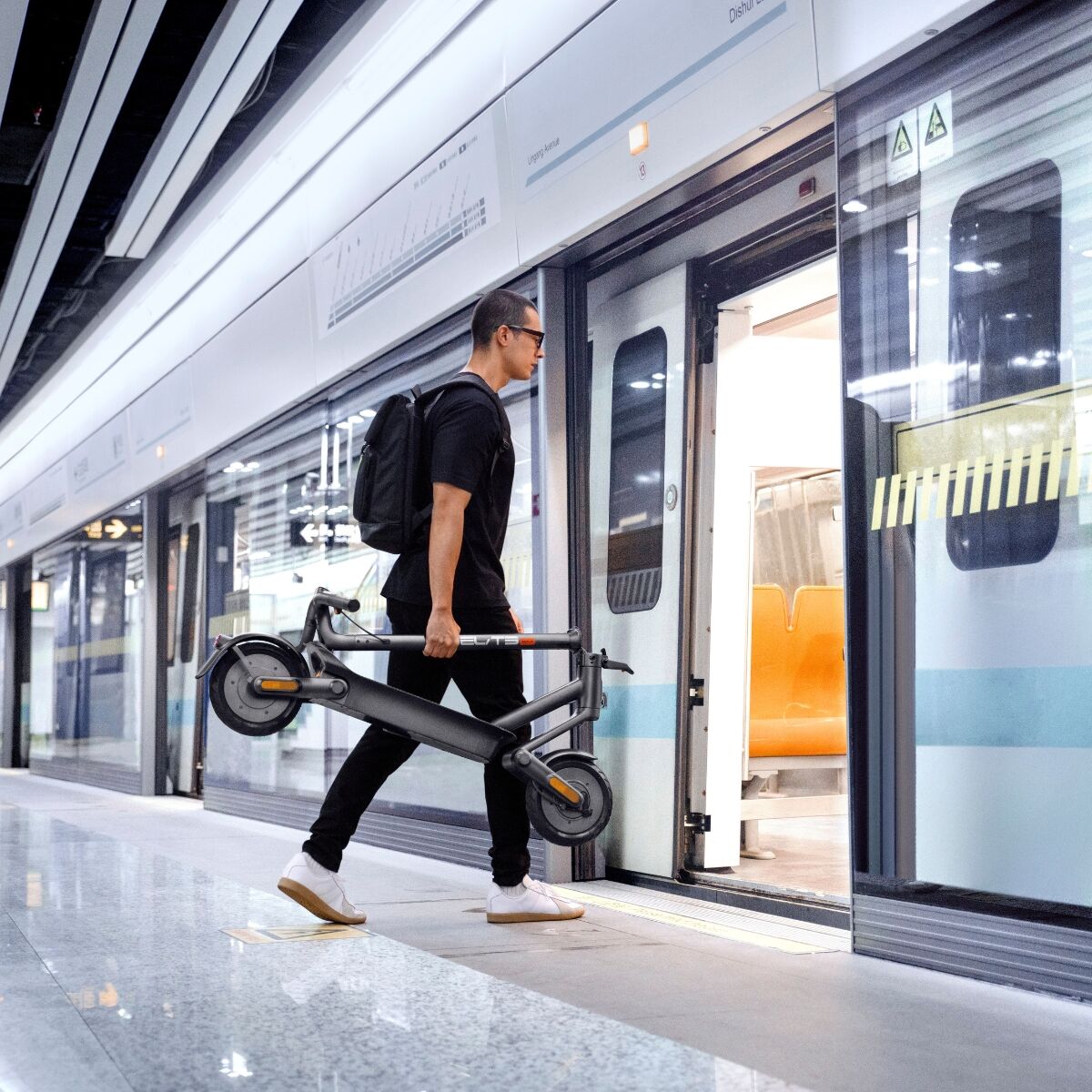 Yadea Elite Max+ Kickscooter Grey