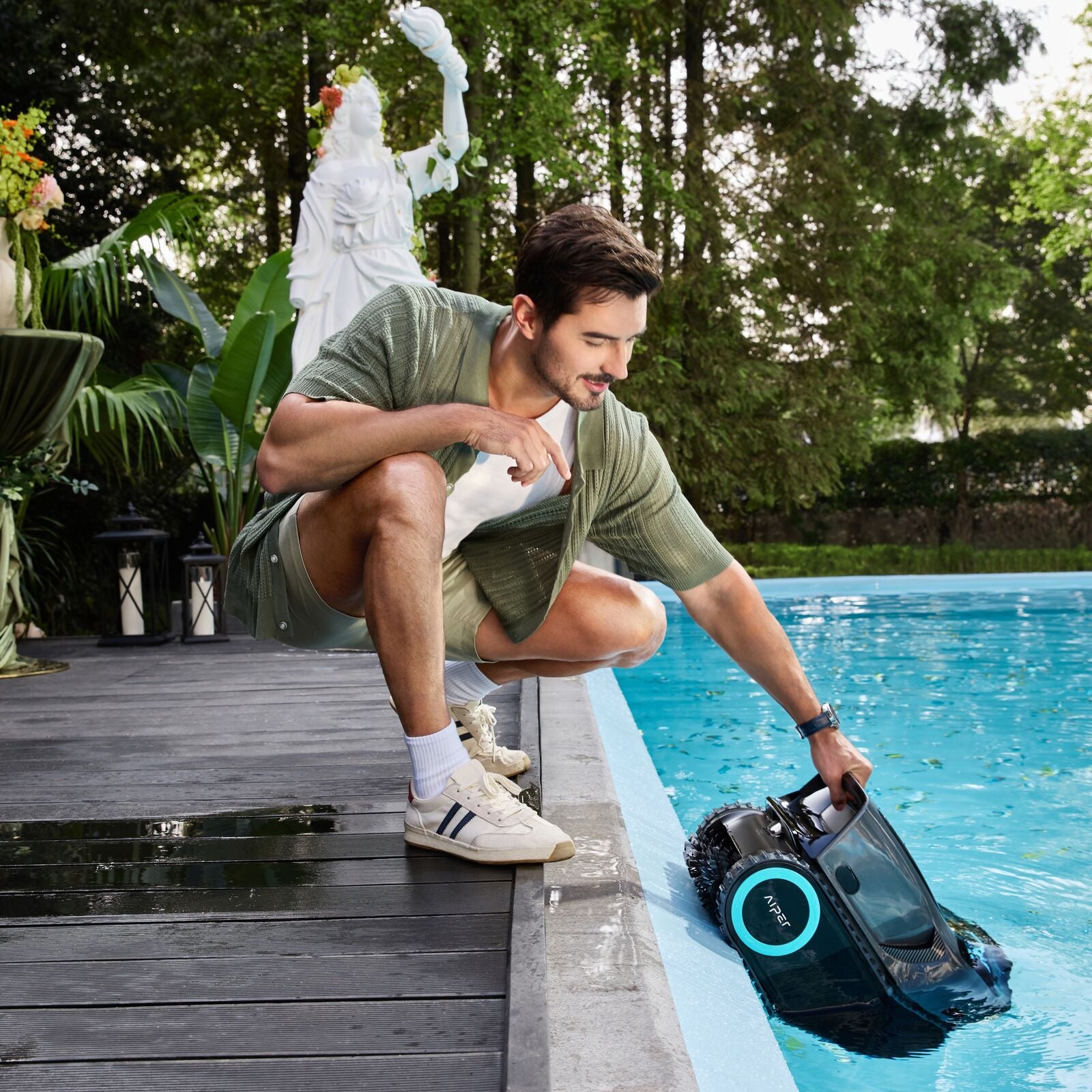Aiper Scuba X1 Pro MAX Cordless pool cleane Black