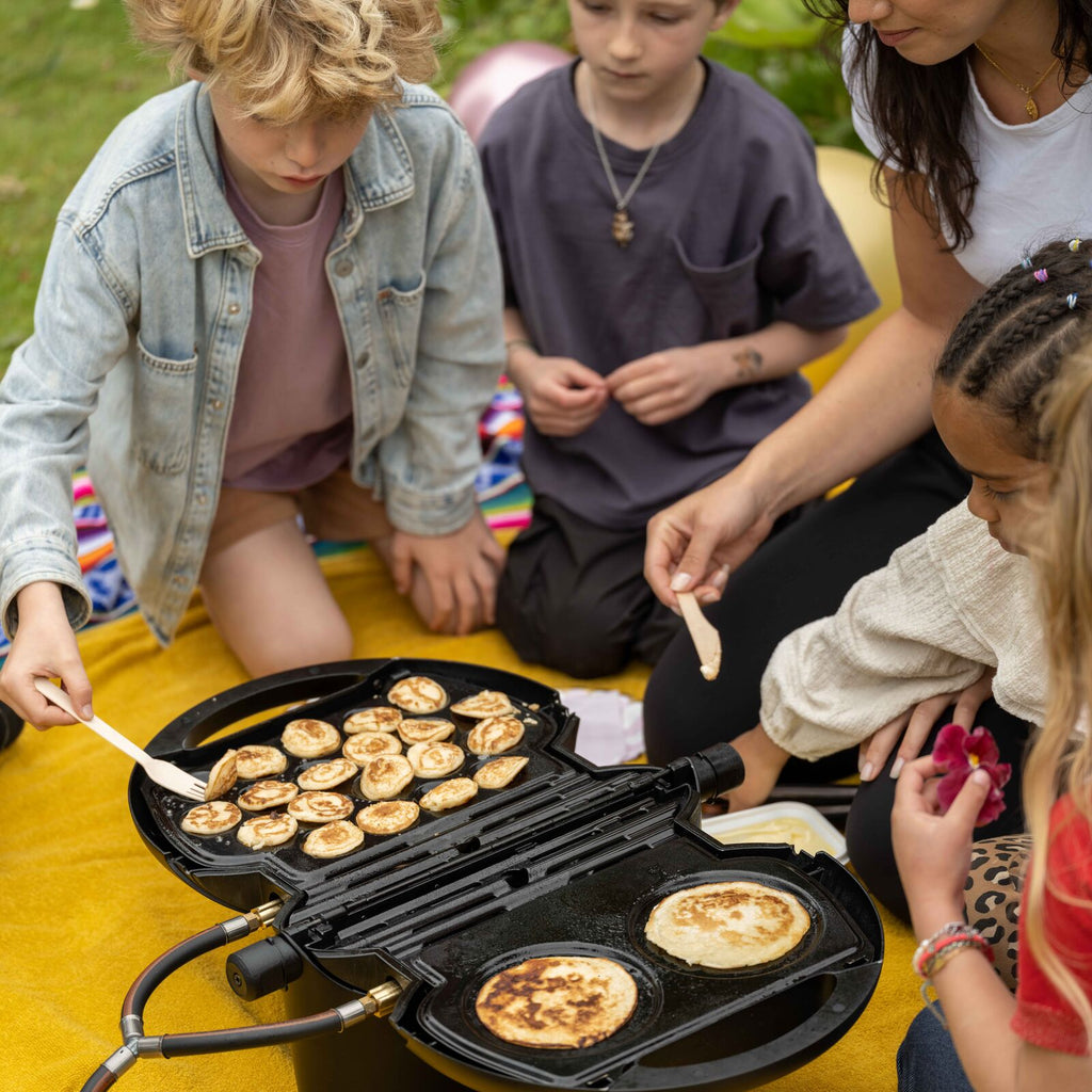 NomadiQ Dutch Pancake Grill Plate Black